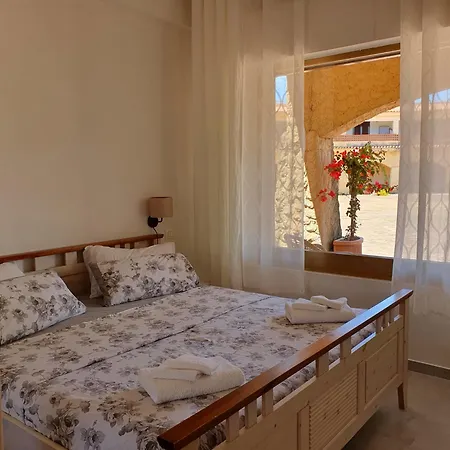 Casa Di Giovanna 스칼레아